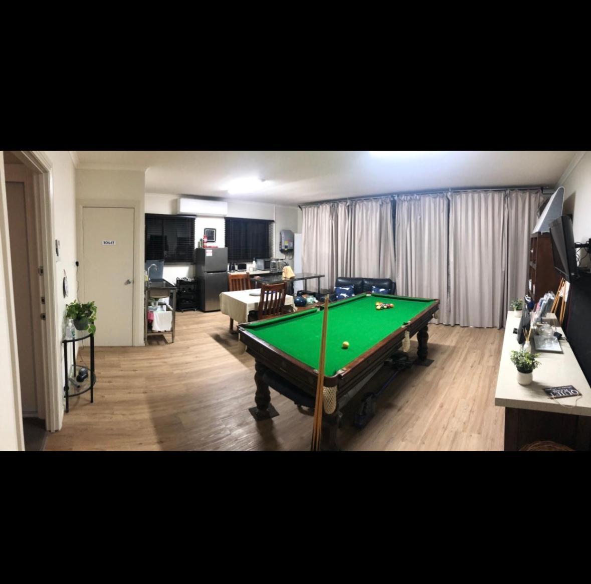 Semi-Private Half House With Games Room & Jacuzzi In Maiden Gully, Bendigo Extérieur photo